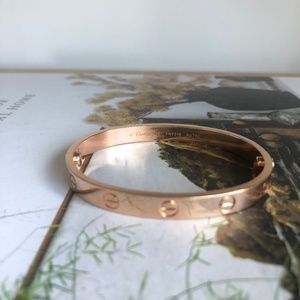 Cartier pink gold love bracelet size 16